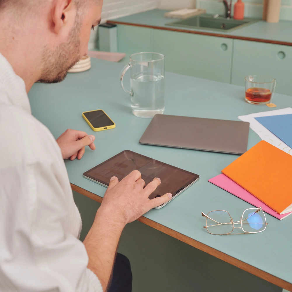 Email marketing bureau