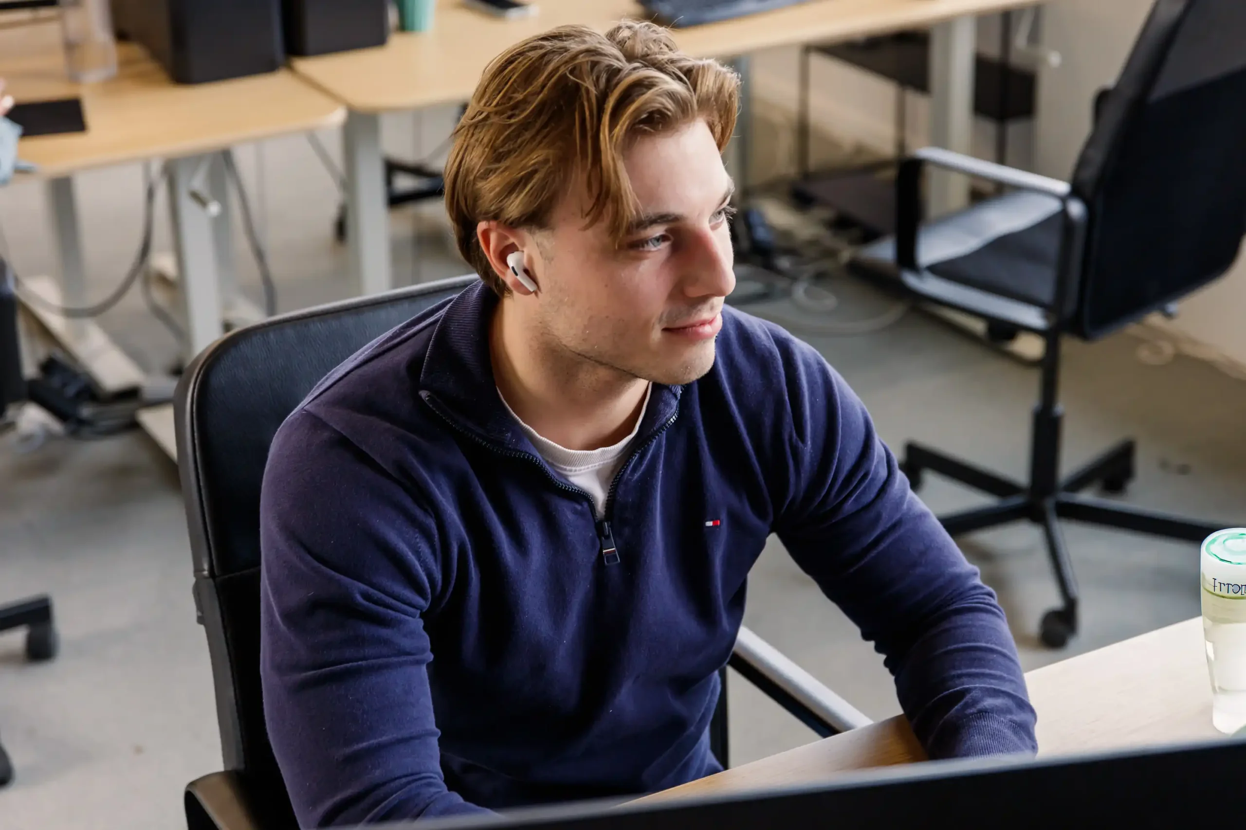 E-mail Marketing Specialist Sasha